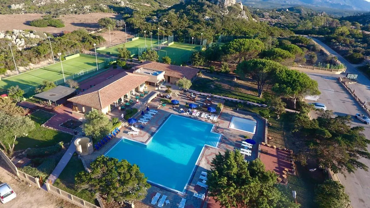 Costa Paradiso Apartments